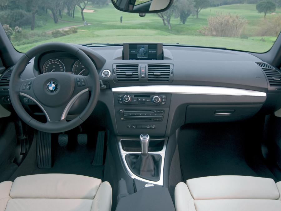  BMW 120i 3-Door 2007 года  (фото 69 из 70)
